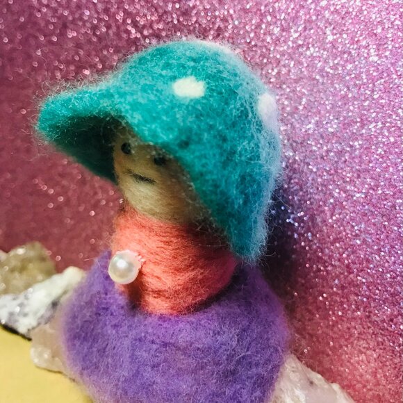 Handmade Needle Felted Soft Sculpture Mushroom Ornament - Picture 8 of 9